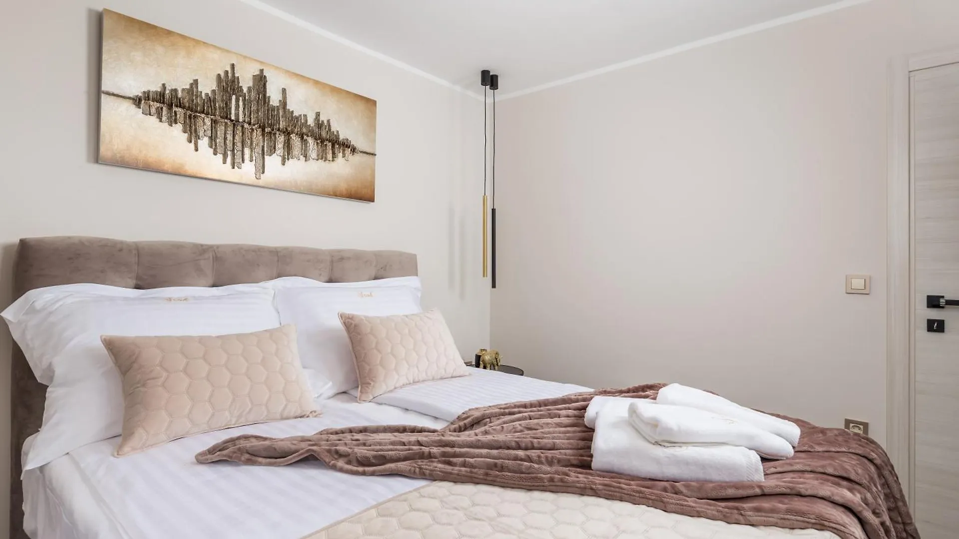 Srok Luxury Apartment With Pool Kastav Croatia