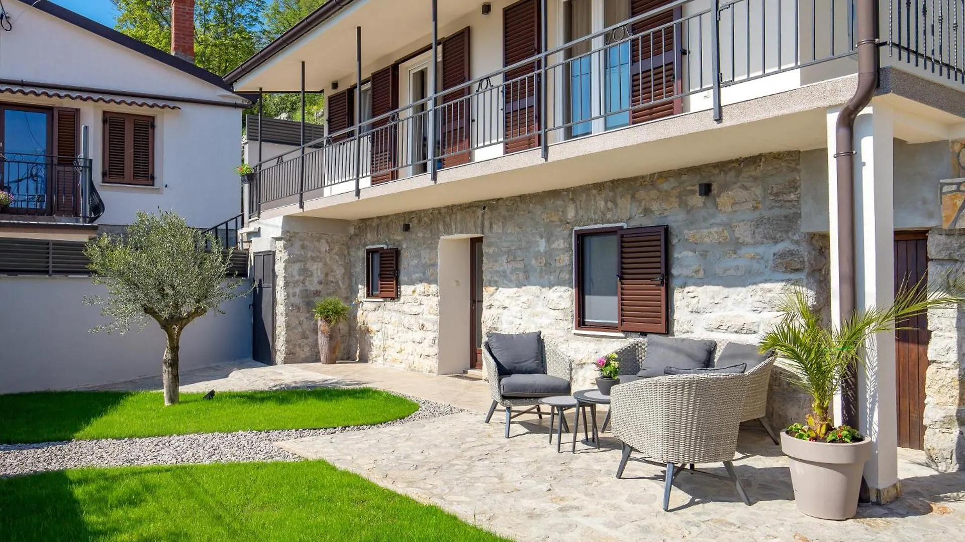 Srok Luxury Apartment With Pool Kastav