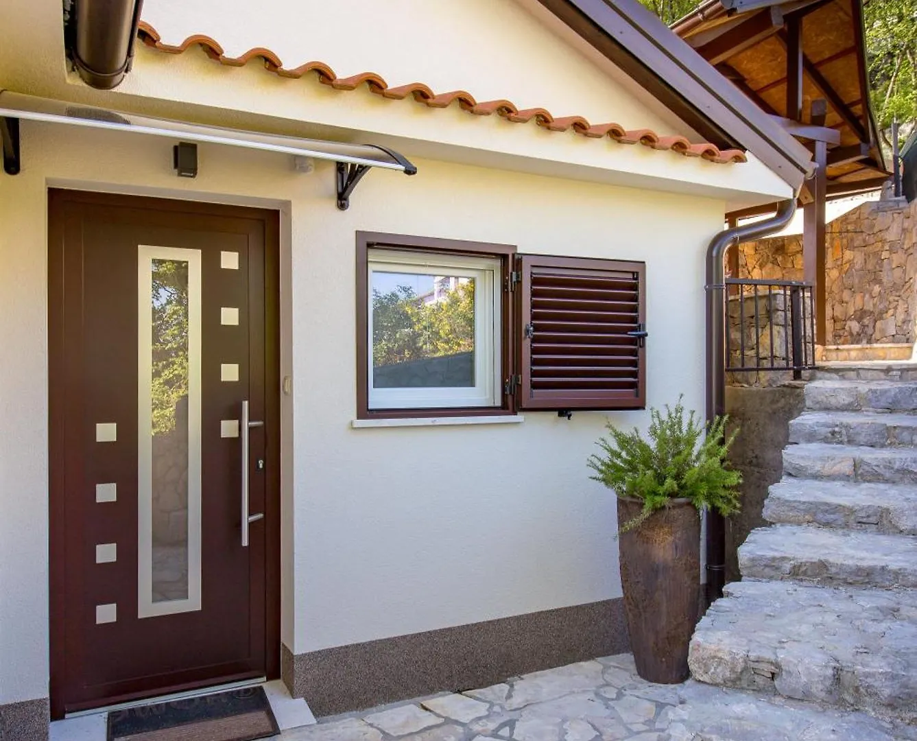 Srok Luxury Apartment With Pool Kastav