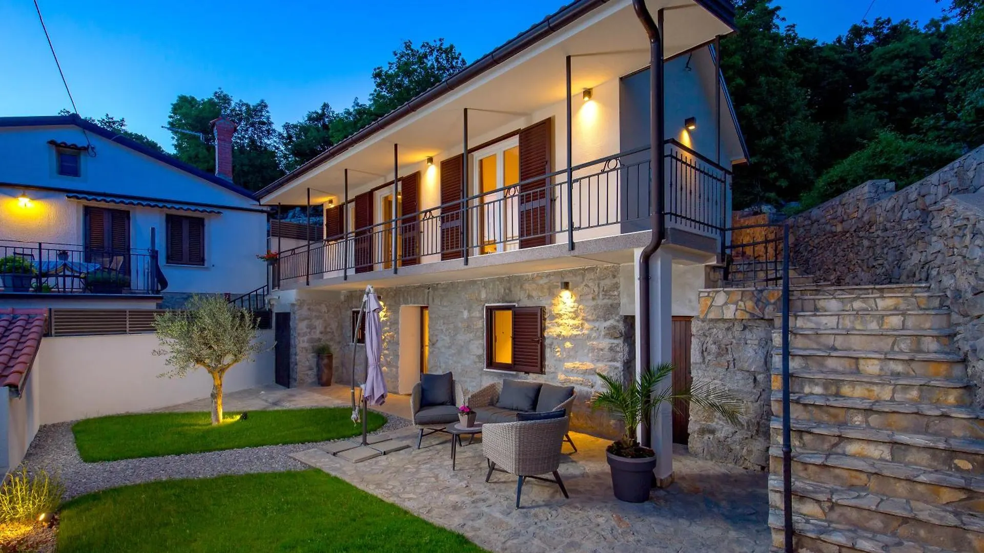 Srok Luxury Apartment With Pool Kastav
