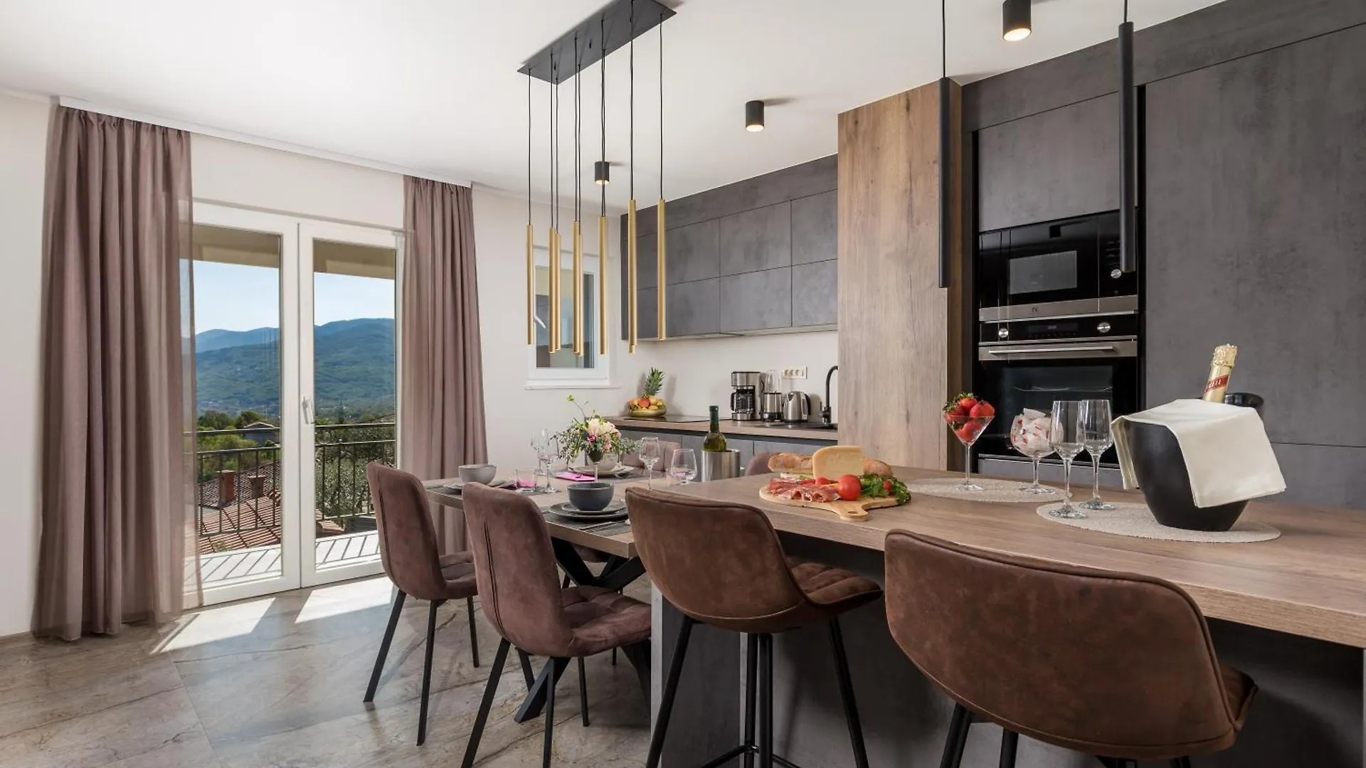 Srok Luxury Apartment With Pool Kastav
